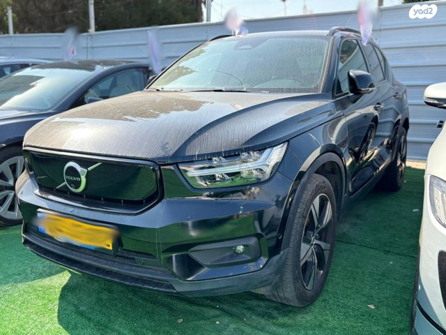 מודעת רכב וולוו XC40