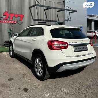 מרצדס-בנץ GLA