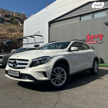 מרצדס-בנץ GLA