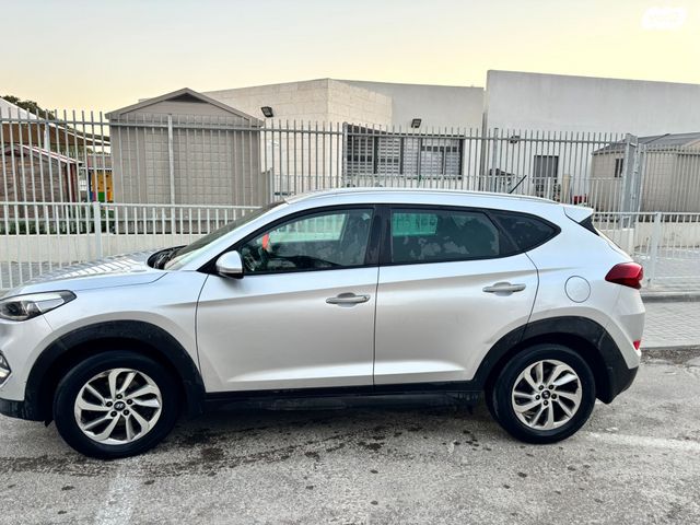 יונדאי טוסון