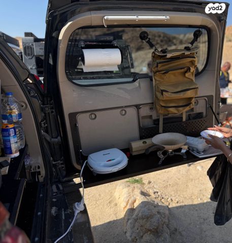 טויוטה לנד קרוזר