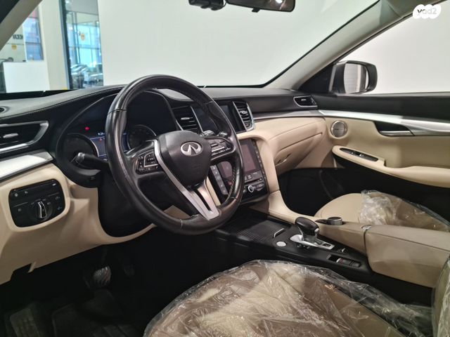 אינפיניטי QX50