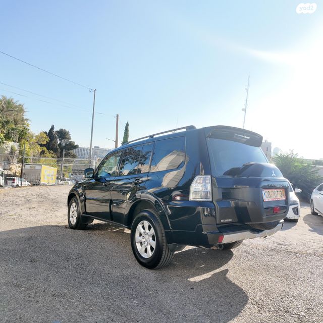 מיצובישי פג'רו