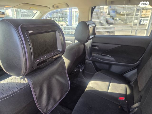 מיצובישי אאוטלנדר