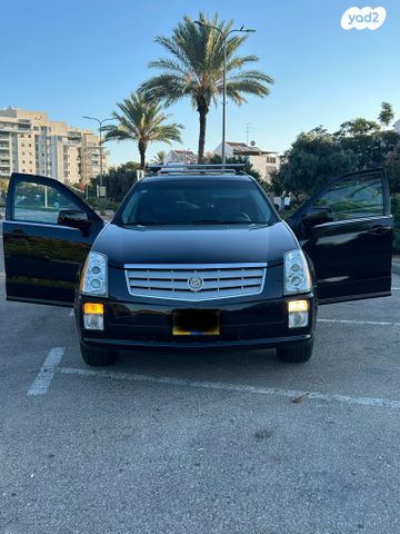 מודעת רכב קאדילק SRX