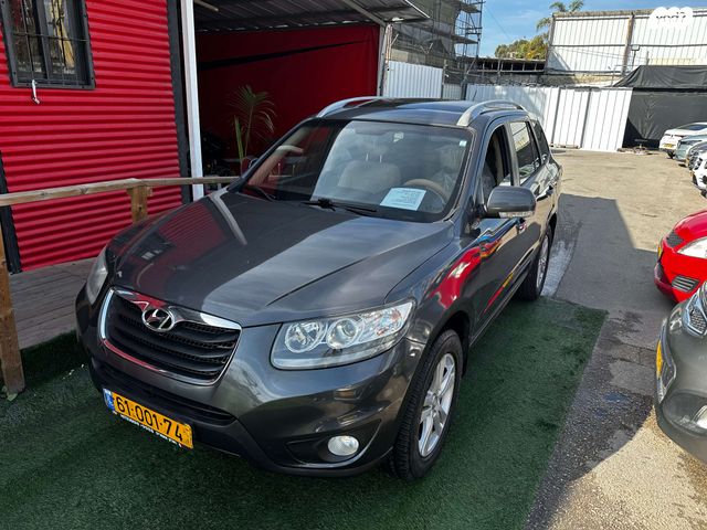 יונדאי סנטה פה