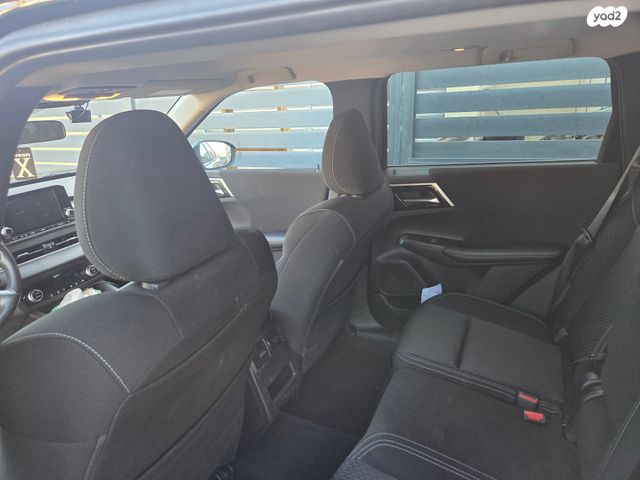 מיצובישי אאוטלנדר