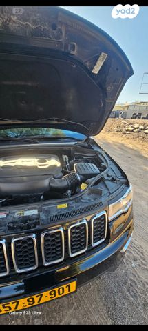 ג'יפ גרנד צ'ירוקי