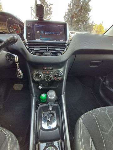 מודעת רכב פיג'ו 2008