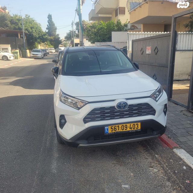 מודעת רכב טויוטה RAV4