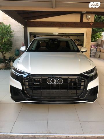 מודעת רכב אאודי Q8