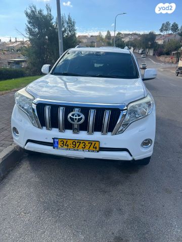 טויוטה לנד קרוזר