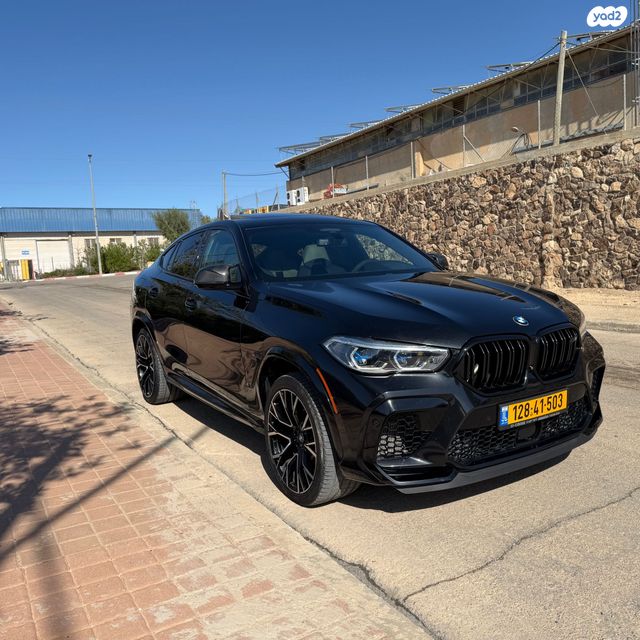 ב מ וו X6 M