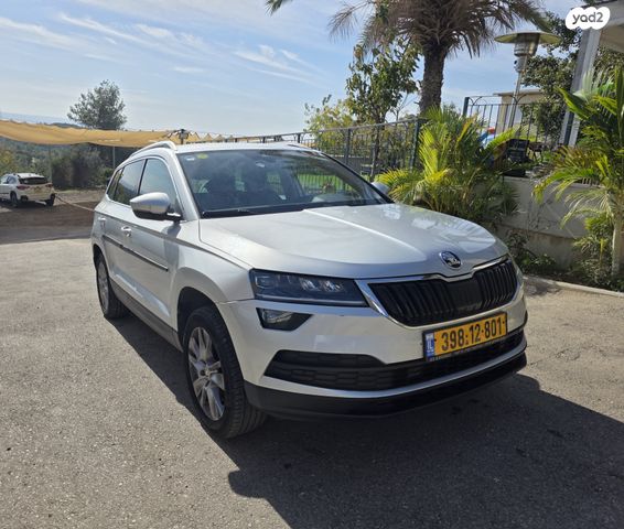מודעת רכב סקודה קארוק