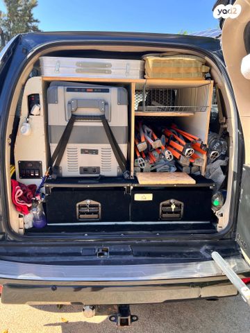 טויוטה לנד קרוזר