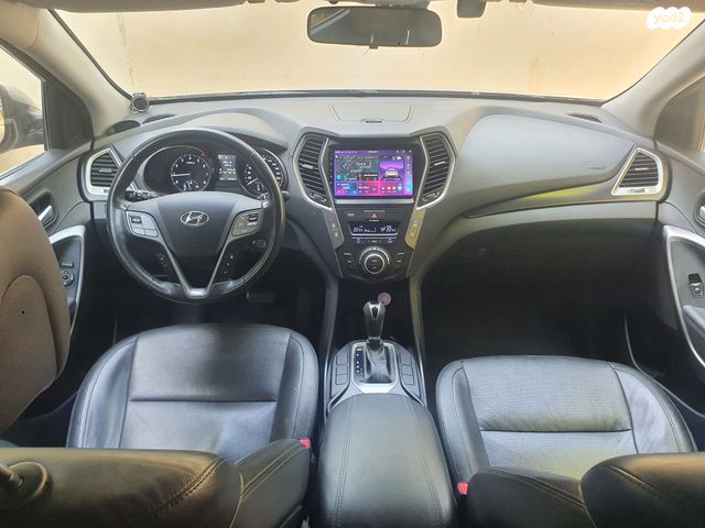 יונדאי סנטה פה