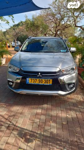 מודעת רכב מיצובישי ASX