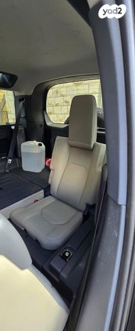 לנד רובר דיפנדר