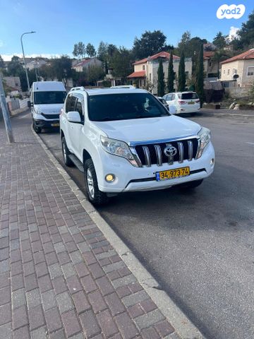 טויוטה לנד קרוזר