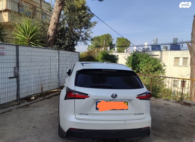 מודעת רכב לקסוס NX