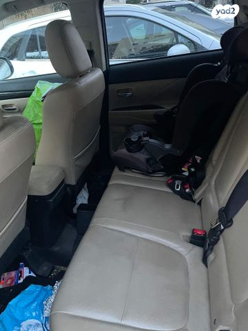 מודעת רכב מיצובישי אאוטלנדר