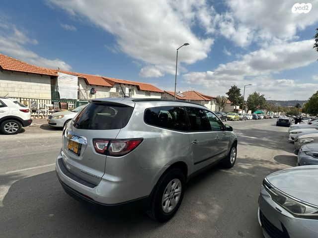 מודעת רכב שברולט טראוורס