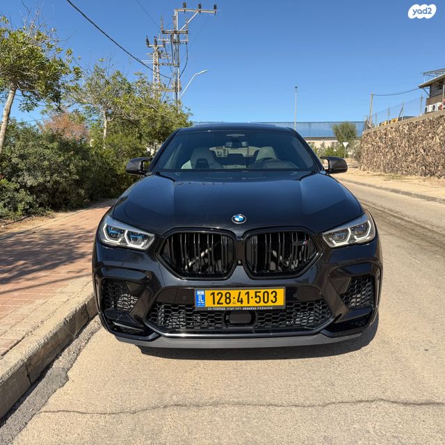 ב מ וו X6 M