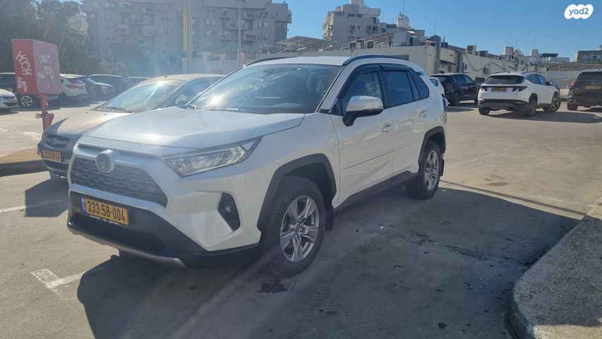 מודעת רכב טויוטה RAV4