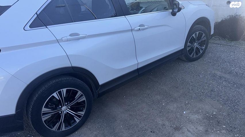 מיצובישי אקליפס קרוס