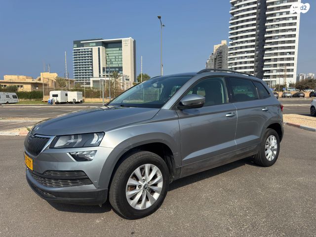 מודעת רכב סקודה קארוק