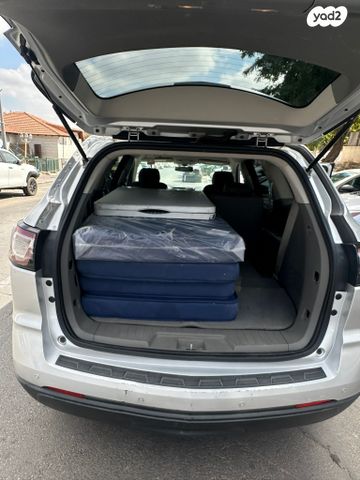 שברולט טראוורס