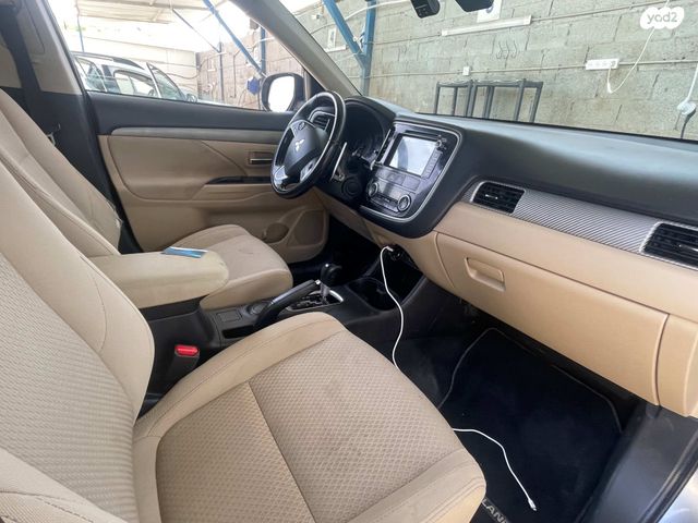 מודעת רכב מיצובישי אאוטלנדר