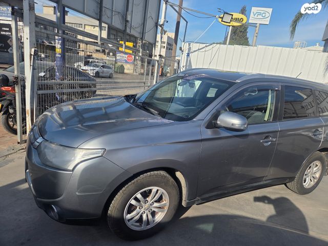 מיצובישי אאוטלנדר