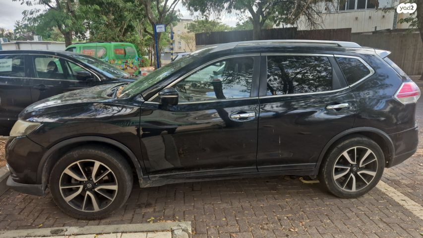 ניסאן אקס טרייל