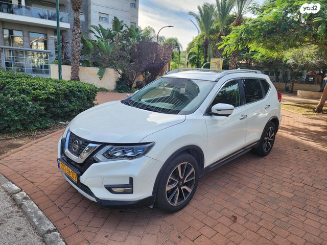 ניסאן אקס טרייל