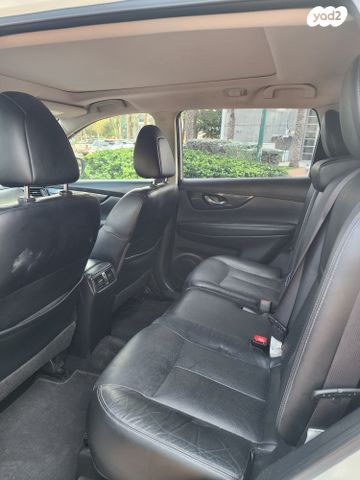 ניסאן אקס טרייל