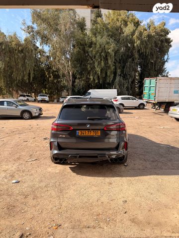 ב מ וו X5