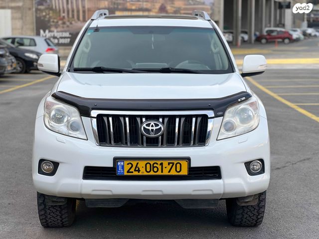 טויוטה לנד קרוזר