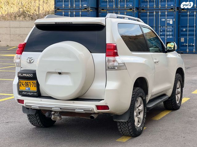 טויוטה לנד קרוזר