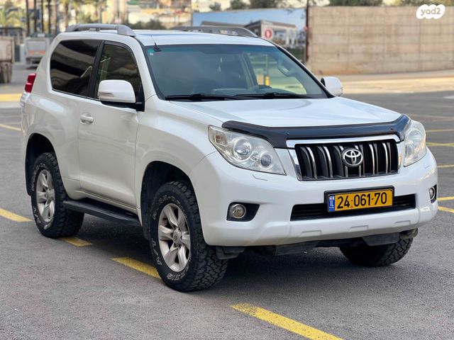 טויוטה לנד קרוזר