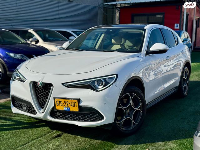 מודעת רכב אלפא רומיאו סטלביו