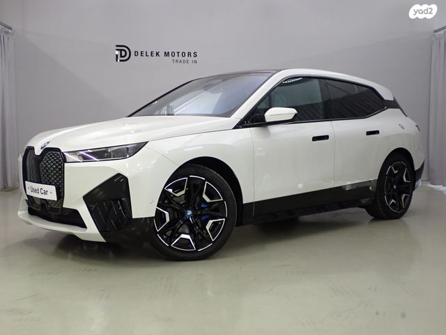 מודעת רכב ב מ וו iX