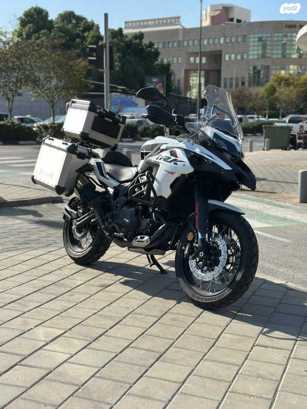 מודעת רכב בנלי TRK 502