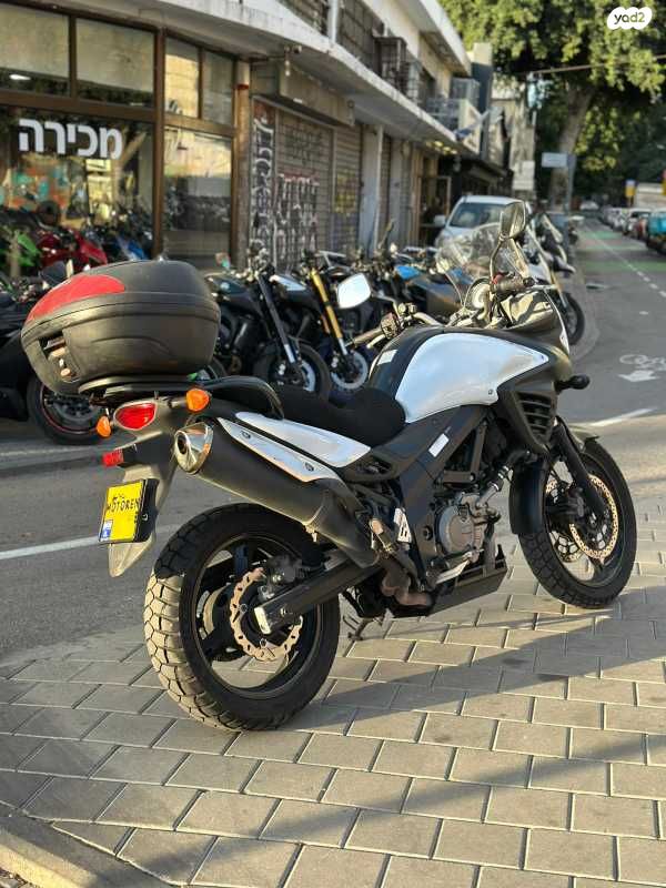 סוזוקי DL650 וי-סטרום