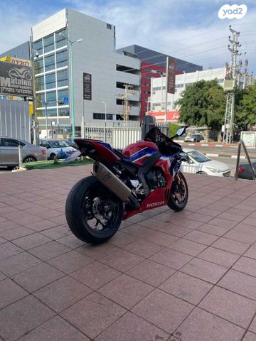 הונדה CBR1000RR