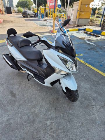 מודעת רכב סאן יאנג ג'וי-מקס 250 XI