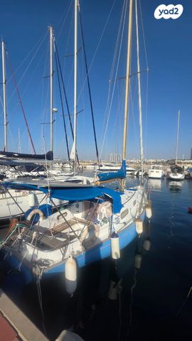 יאכטות - מפרשית