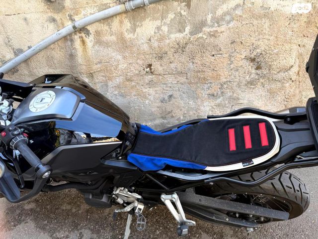 feedItemObj.data.row_1