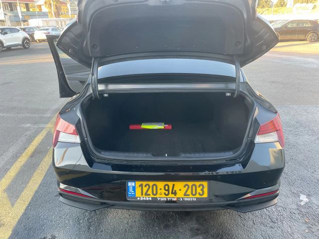 יונדאי אלנטרה