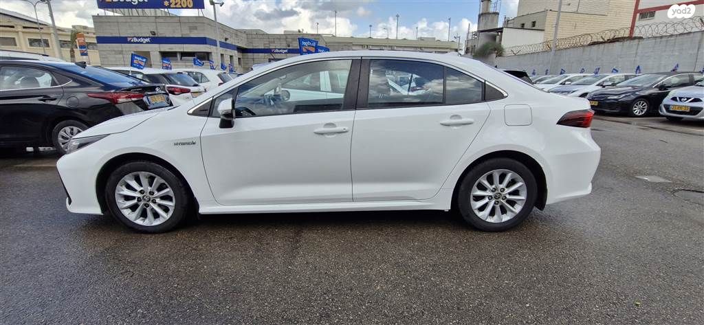 מודעת רכב טויוטה קורולה